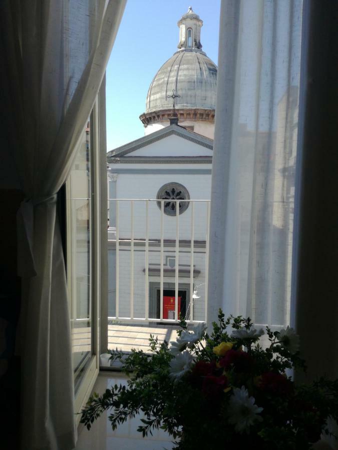 Dimora Filangieri Bed & Breakfast Naples Exterior photo